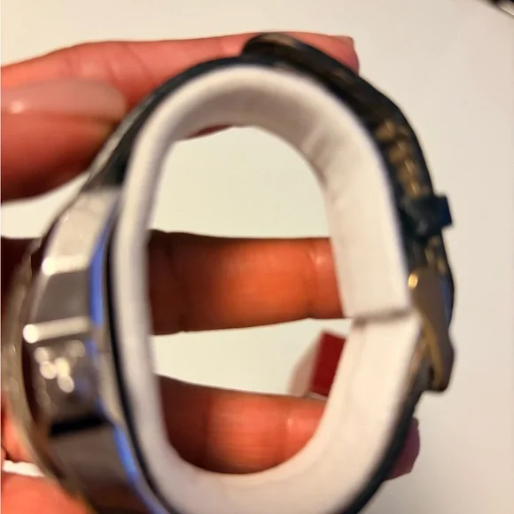 Women’s Invicta Swiss Diamond-Style Silver Watch with Black Leather Strap - Picture 5 of 9